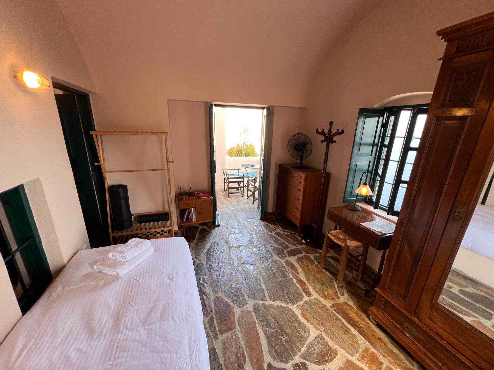 Oia Vineyart Homes Room photo